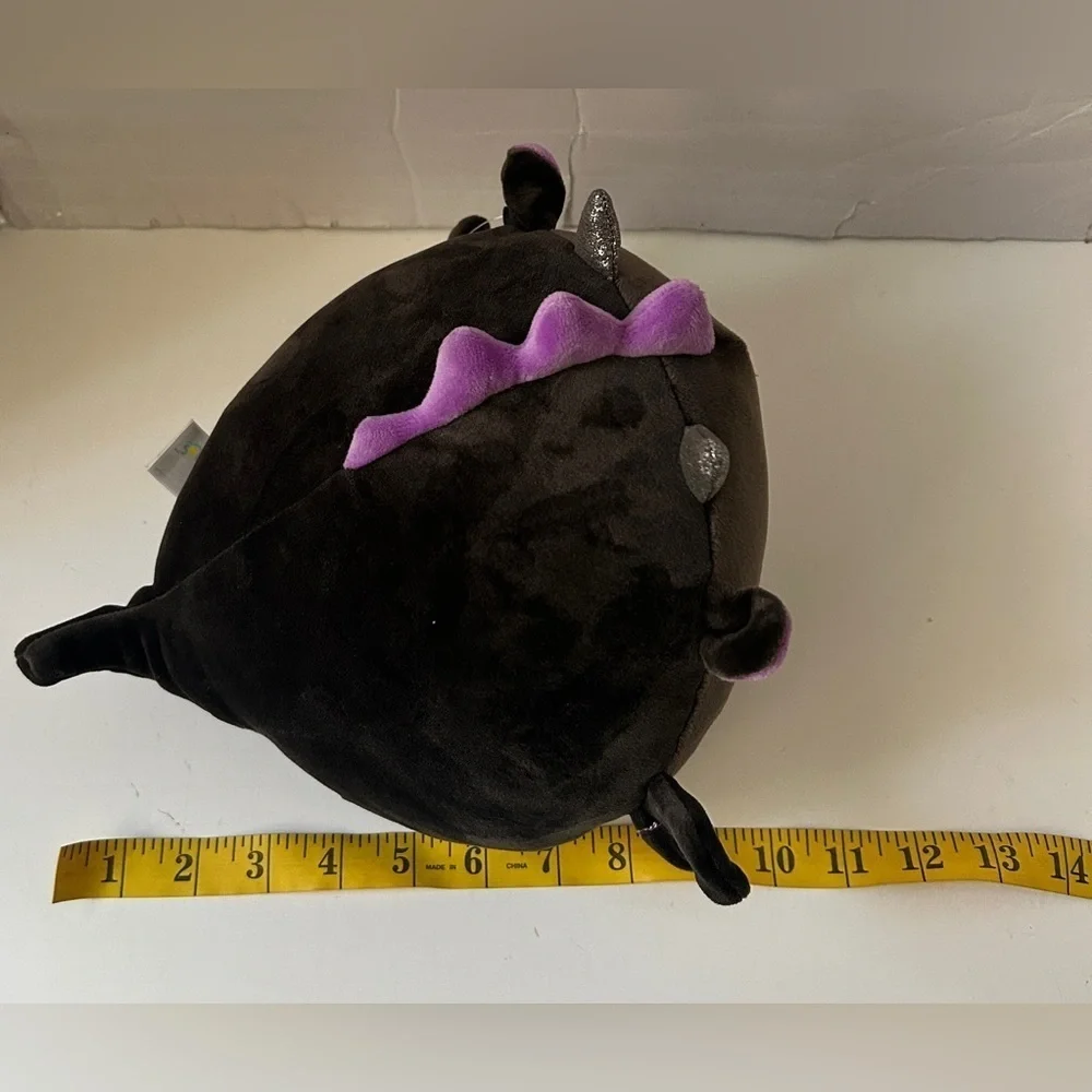 Squishmallows dent dragon